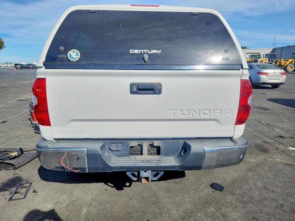 2014 Toyota Tundra SR5