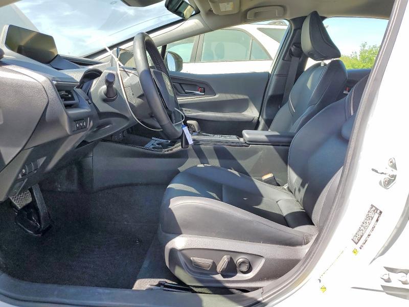 2024 Toyota Prius xle