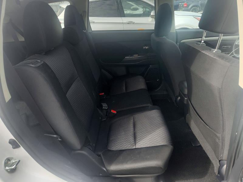 2014 Mitsubishi Outlander se