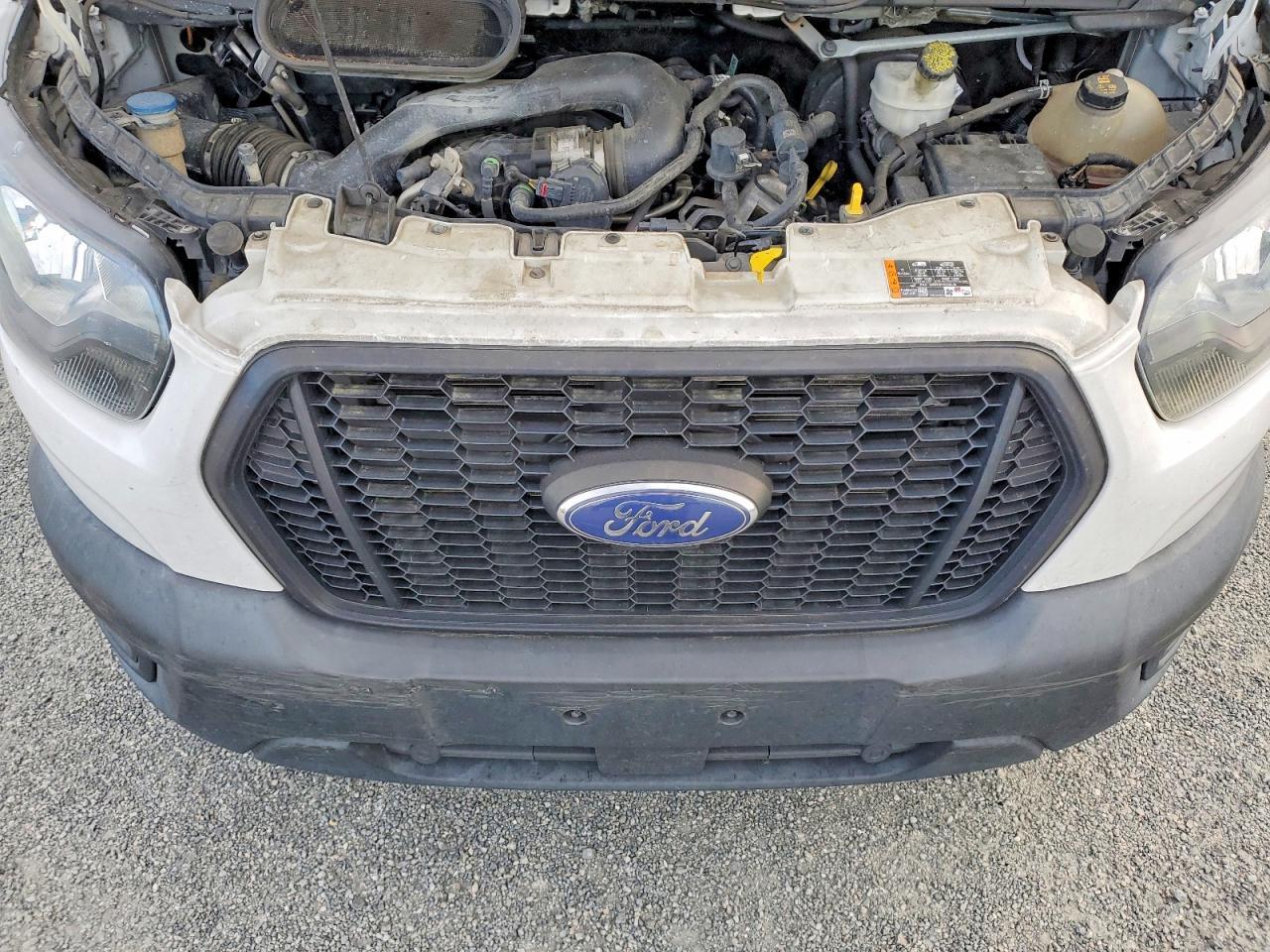 2022 Ford Transit Delivery Truck