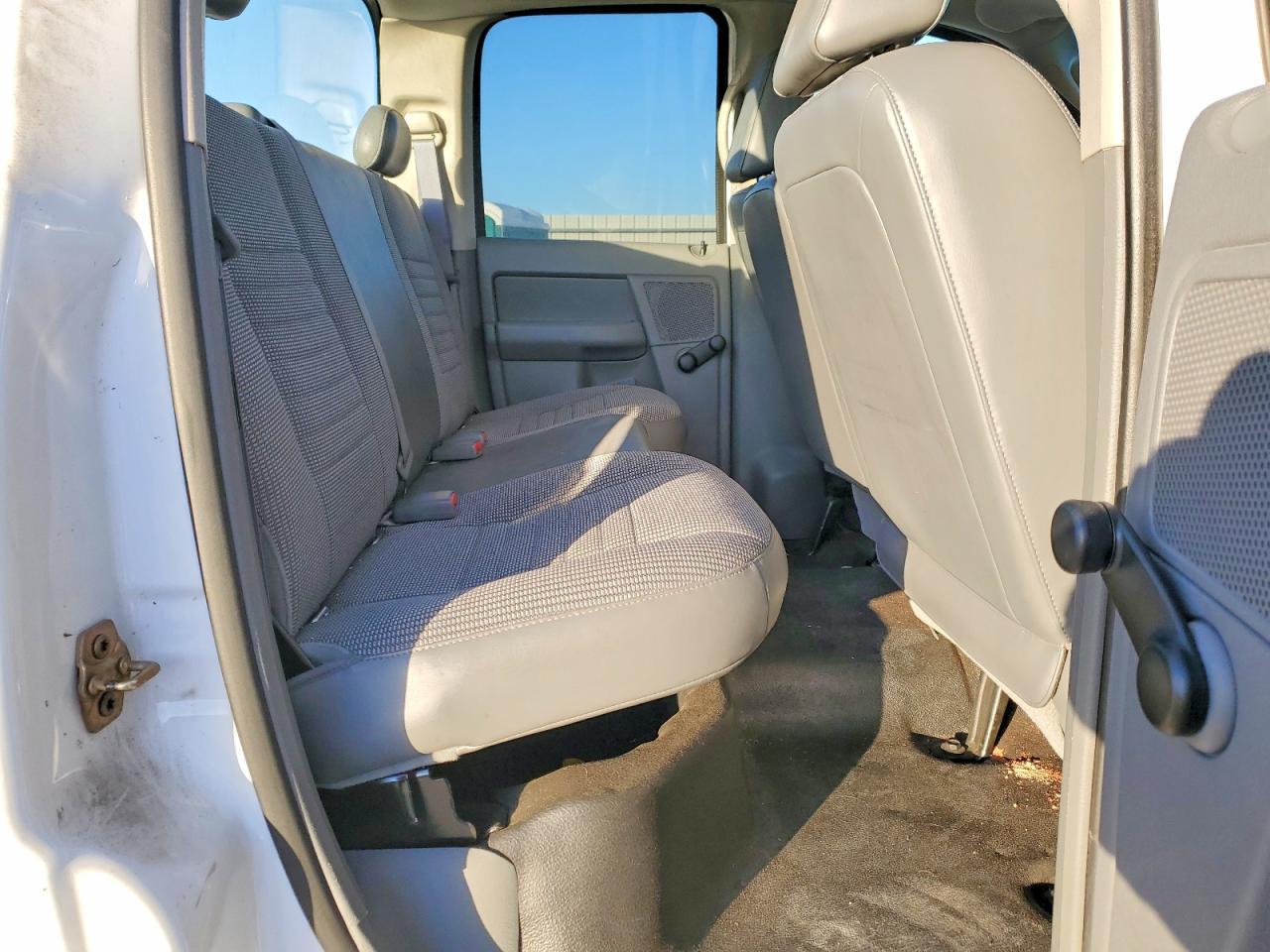 2007 Dodge RAM 1500 ST