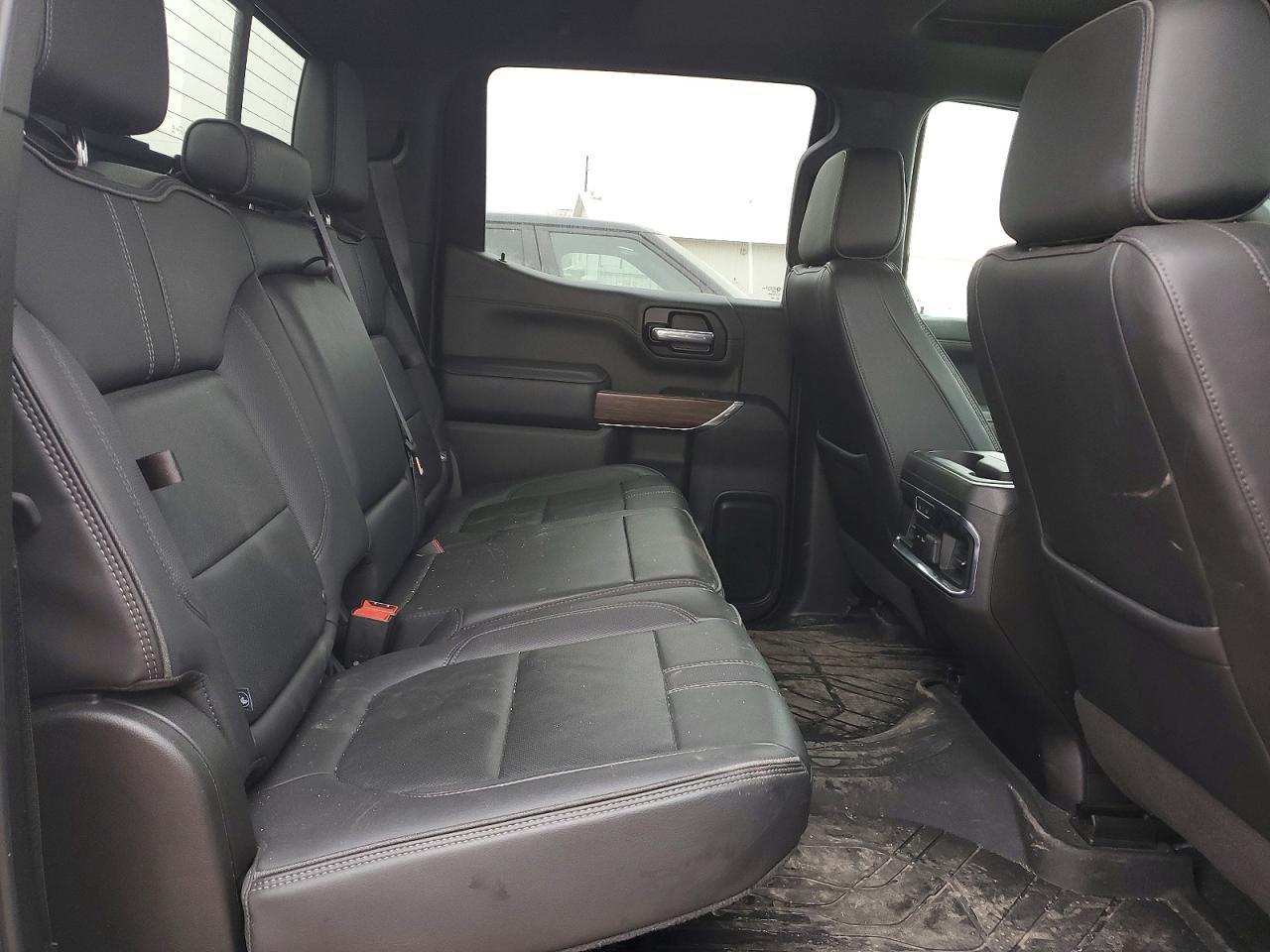 2021 Chevrolet Silverado K1500 High Country