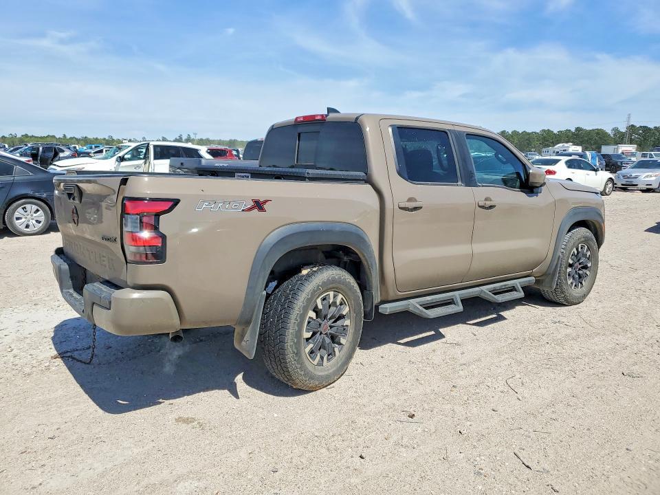 2024 Nissan Frontier Pro-x