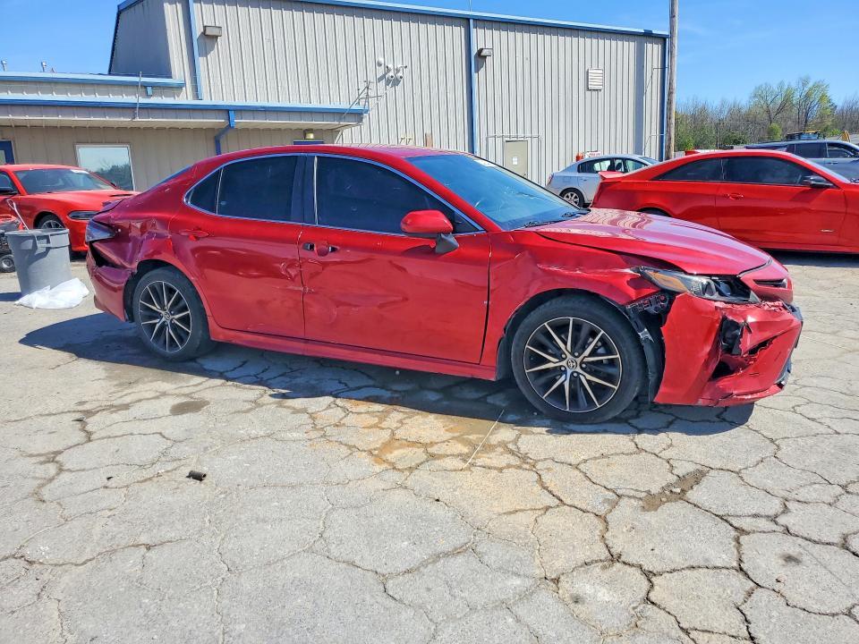 2021 Toyota Camry se
