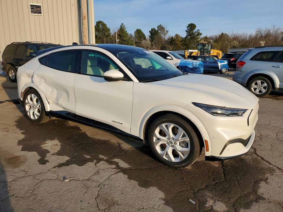 2022 Ford Mustang Mach-e Premium