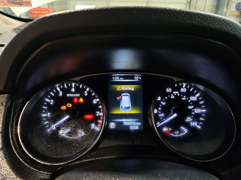 2016 Nissan Rogue sv