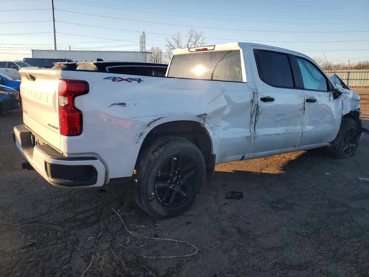2023 Chevrolet Silverado K1500 Custom