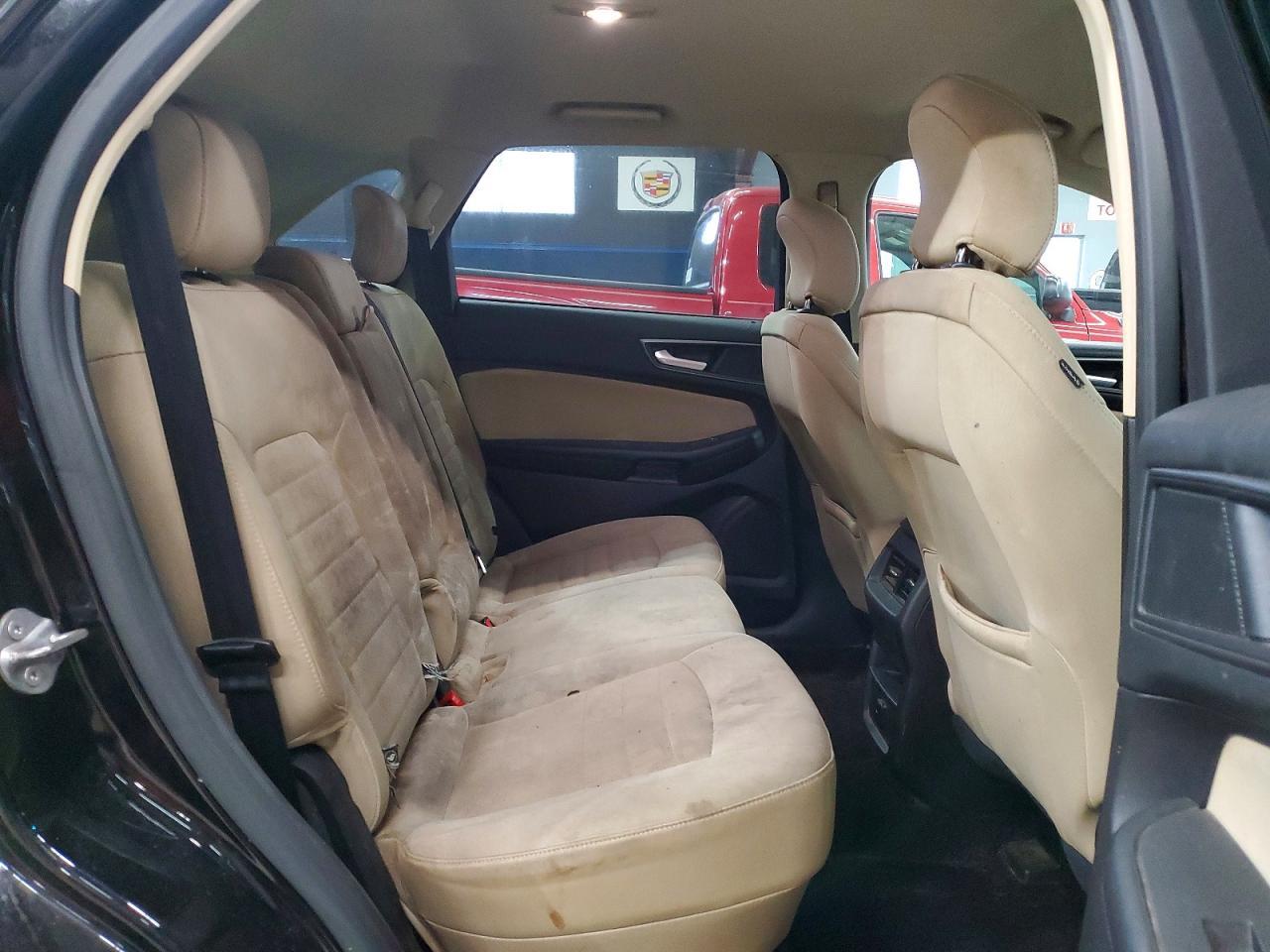 2017 Ford Edge se