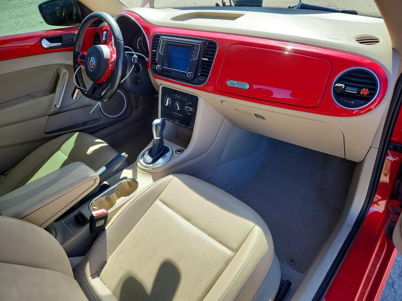 2016 Volkswagen Beetle se