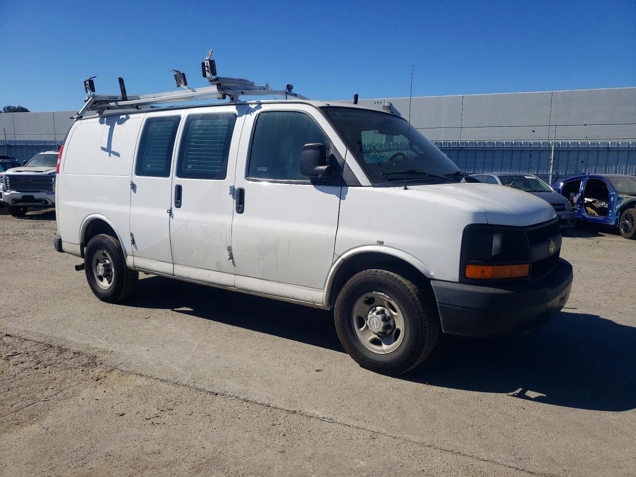 2016 Chev Express G2500