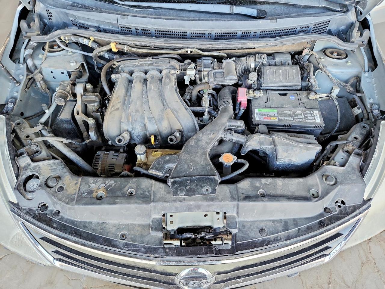 2011 Nissan Versa 1.8 s