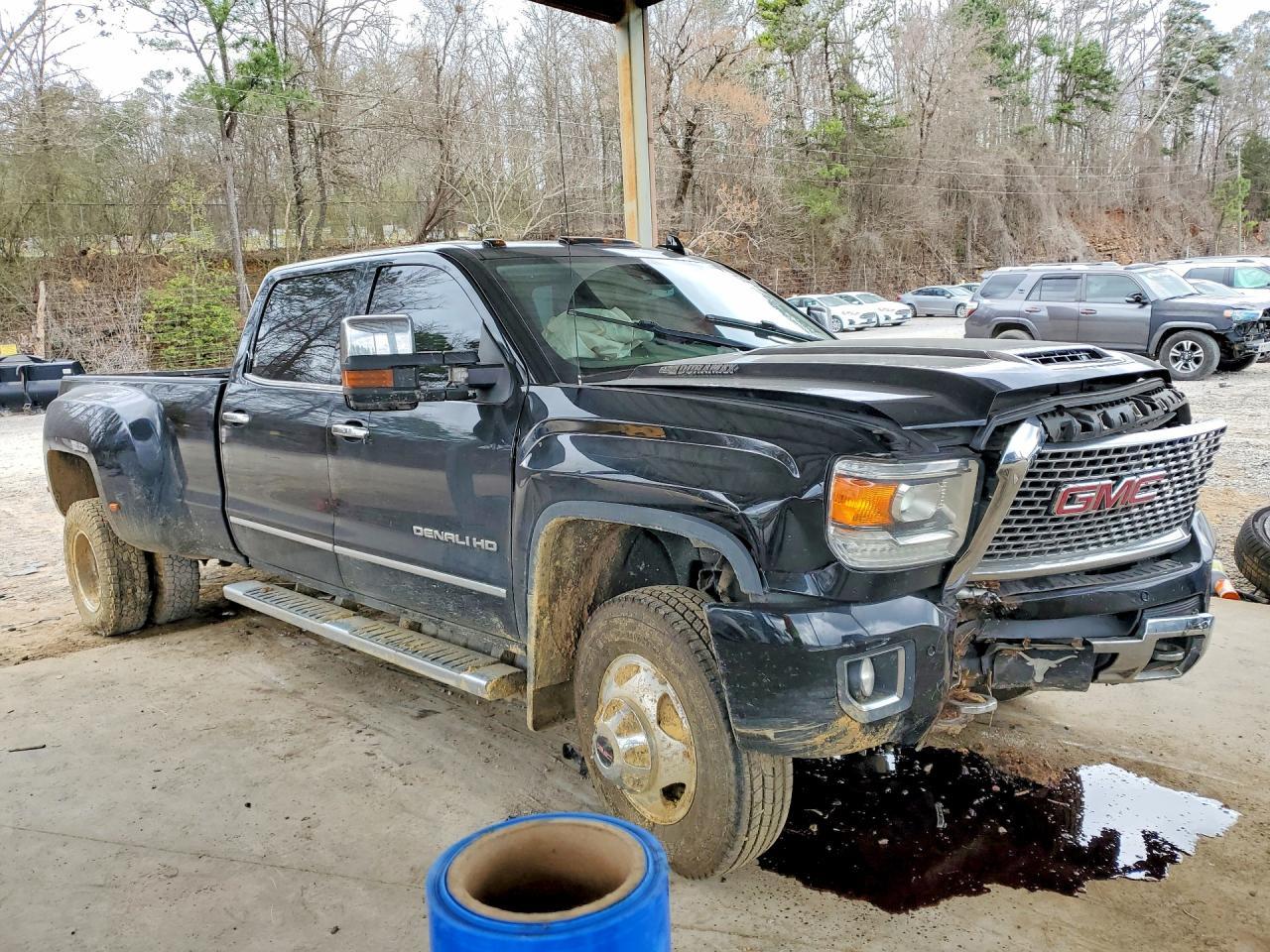 2017 GMC Sierra K3500 Denali