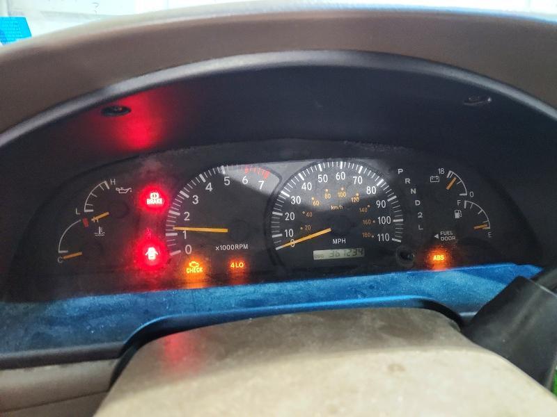 2004 Toyota Tundra SR5