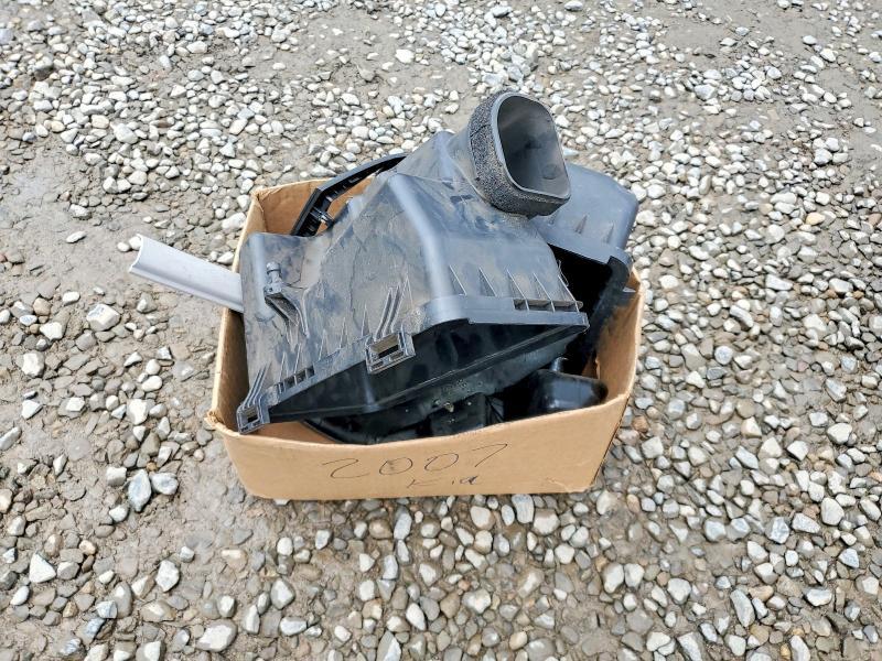 2007 KIA Sedona Base