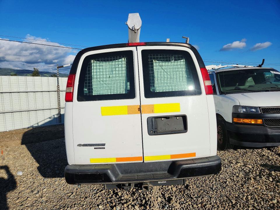 2013 Chev Rolet Express G2500 Utility / Service Van