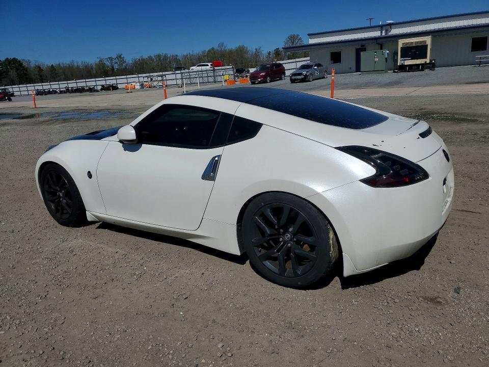 2016 Nissan 370z Base