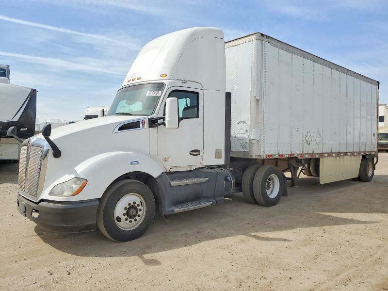 2016 Kenworth T680 Semi Truck