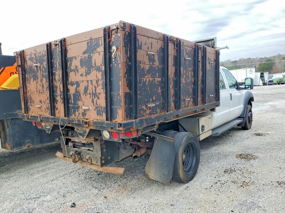 2013 Ford F450 Super Duty Flatbed Truck