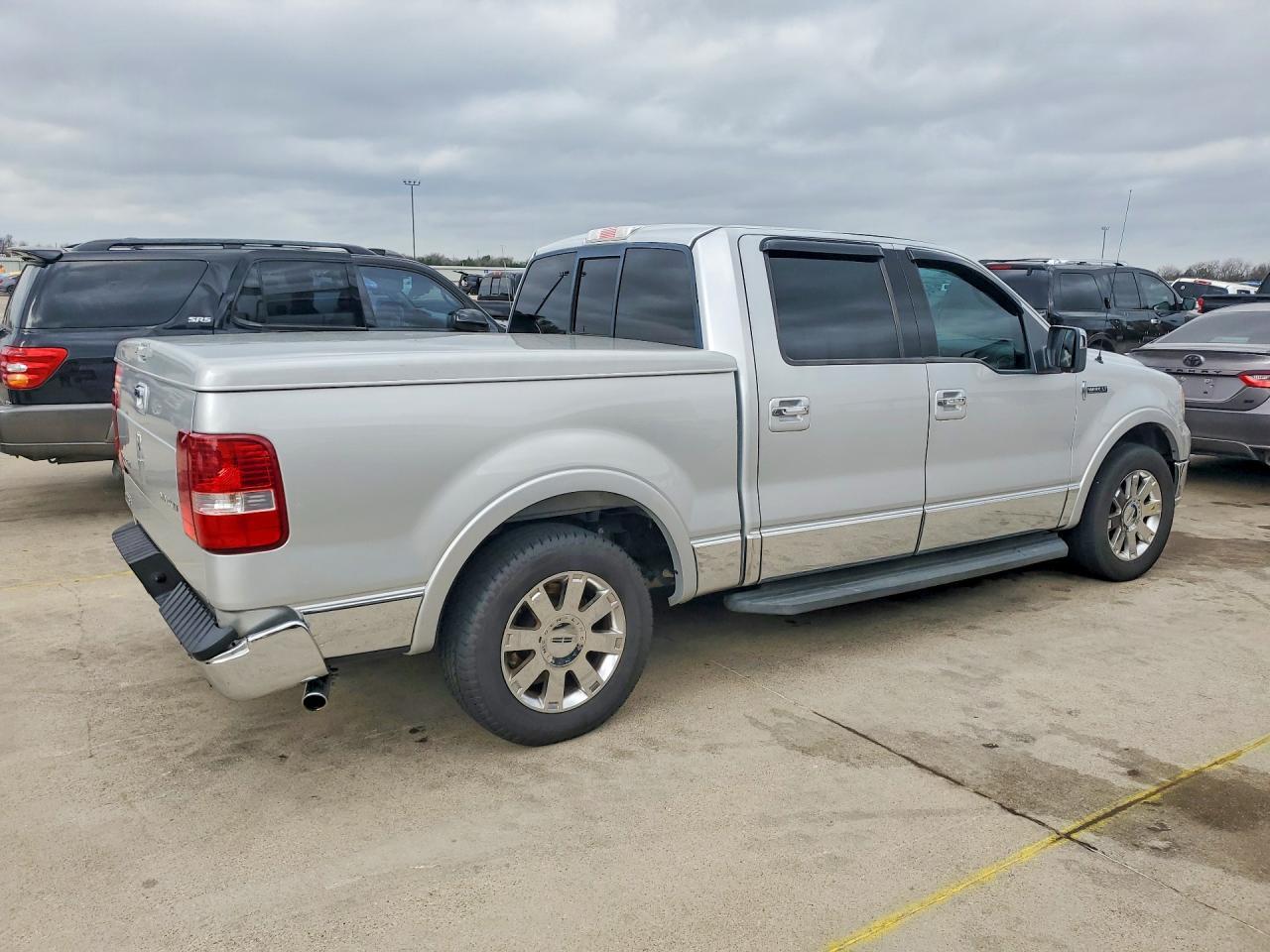 2006 Lincoln Townhouse Mark LT