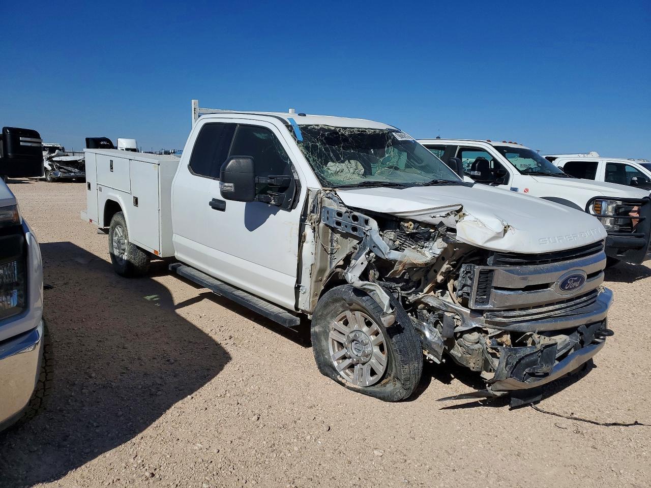 2019 Ford F250 Super Duty Utility / Service Truck