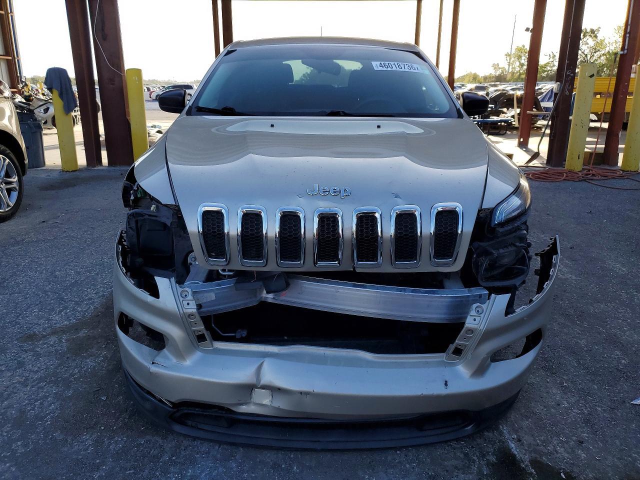 2015 Jeep Cherokee Sport