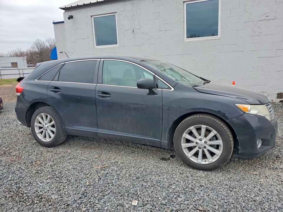 2012 Toyota Venza le
