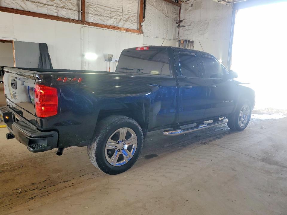 2018 Chevrolet Silverado K1500 Custom