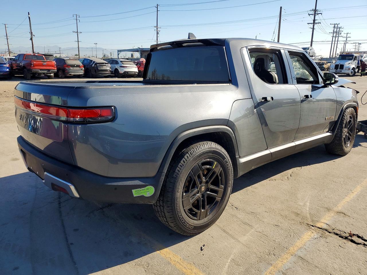2023 Rivian R1T Adventure