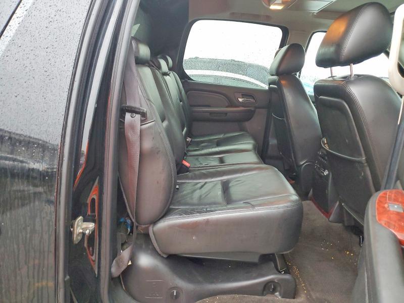 2010 Cadillac Escalade EXT Premium