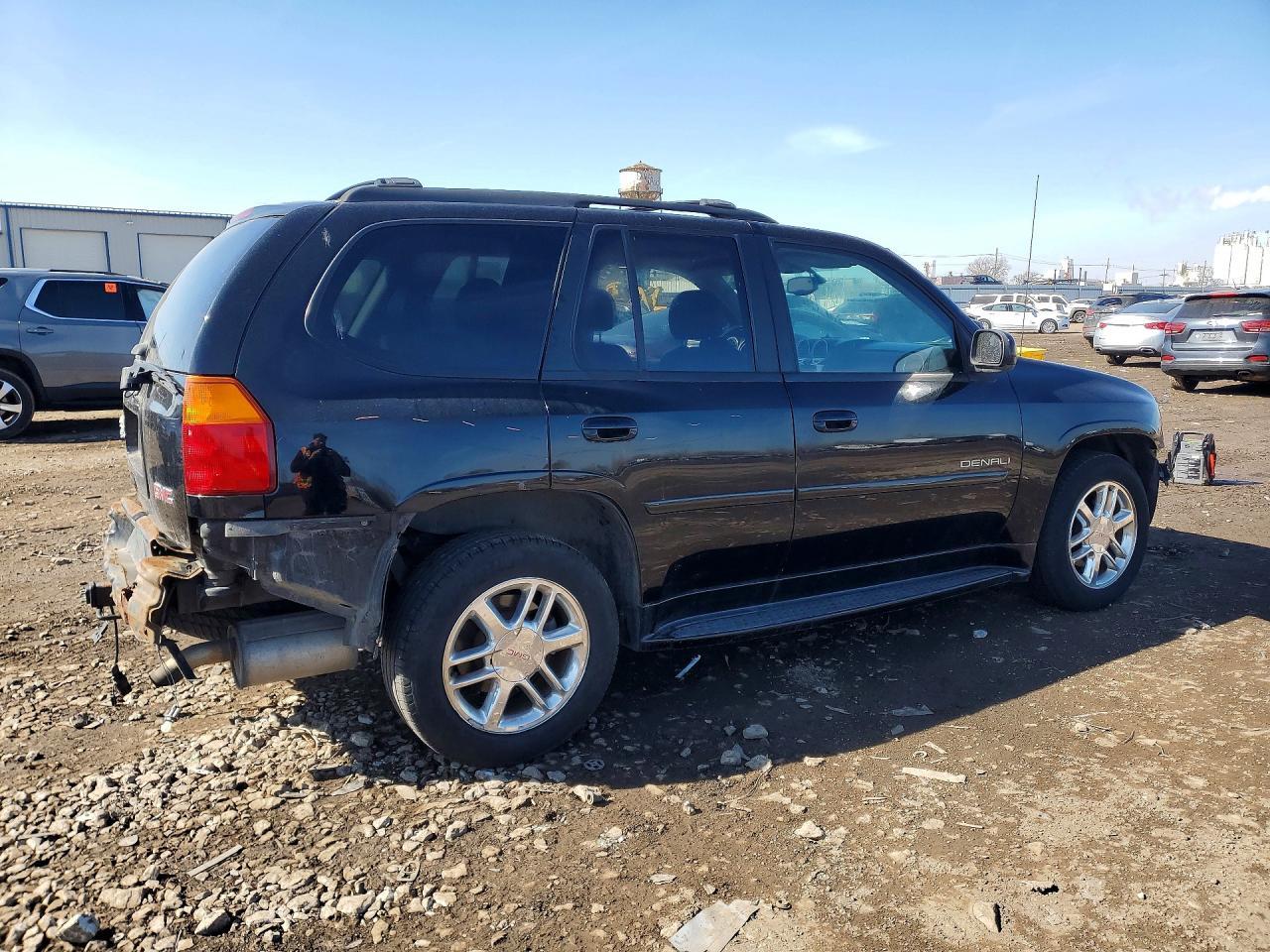 2007 GMC Envoy Denali