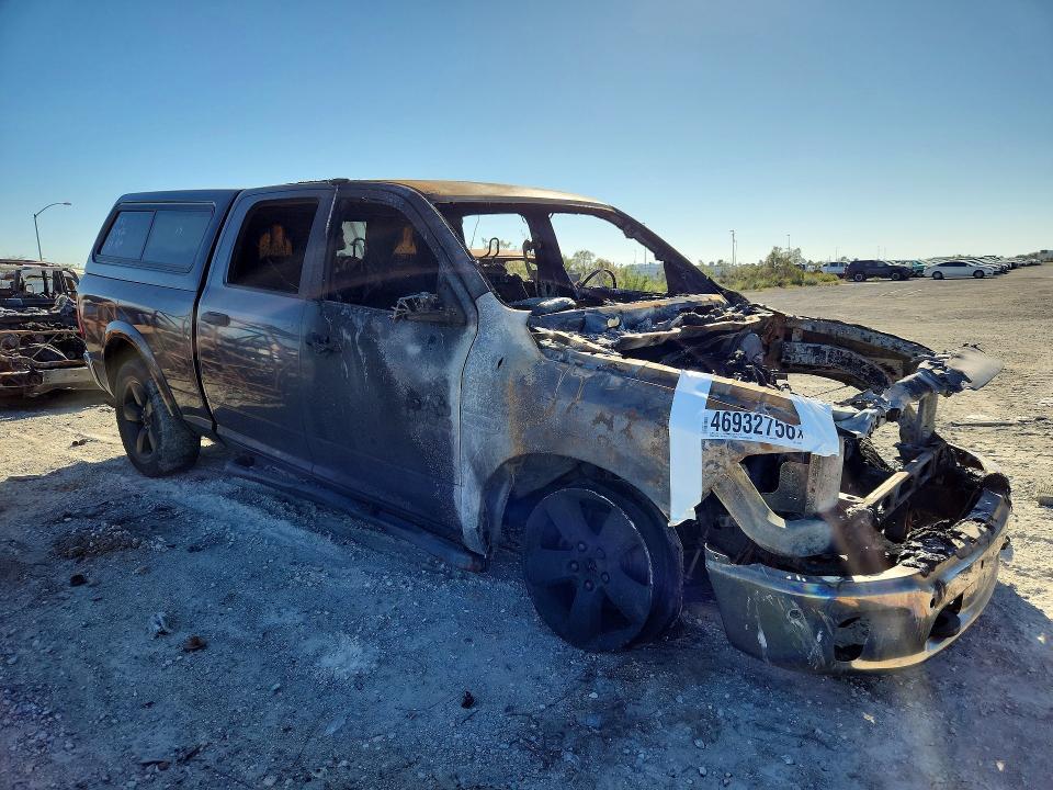 2016 Dodge RAM 1500 SLT