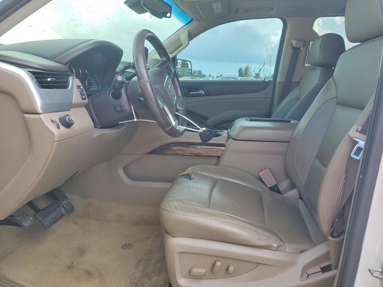2017 GMC Yukon slt