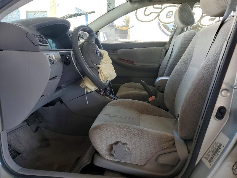 2004 Toyota Corolla le