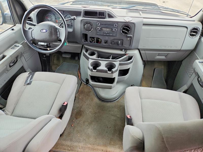 2012 Ford Econoline E350 Super Duty Wagon