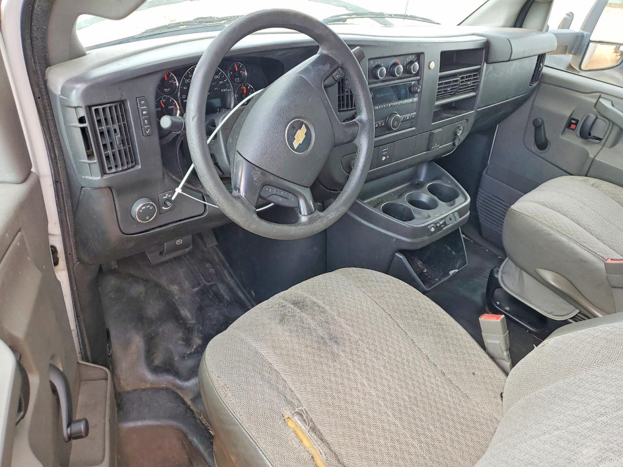 2016 Chev Rolet Express Refrigerated BOX Truck