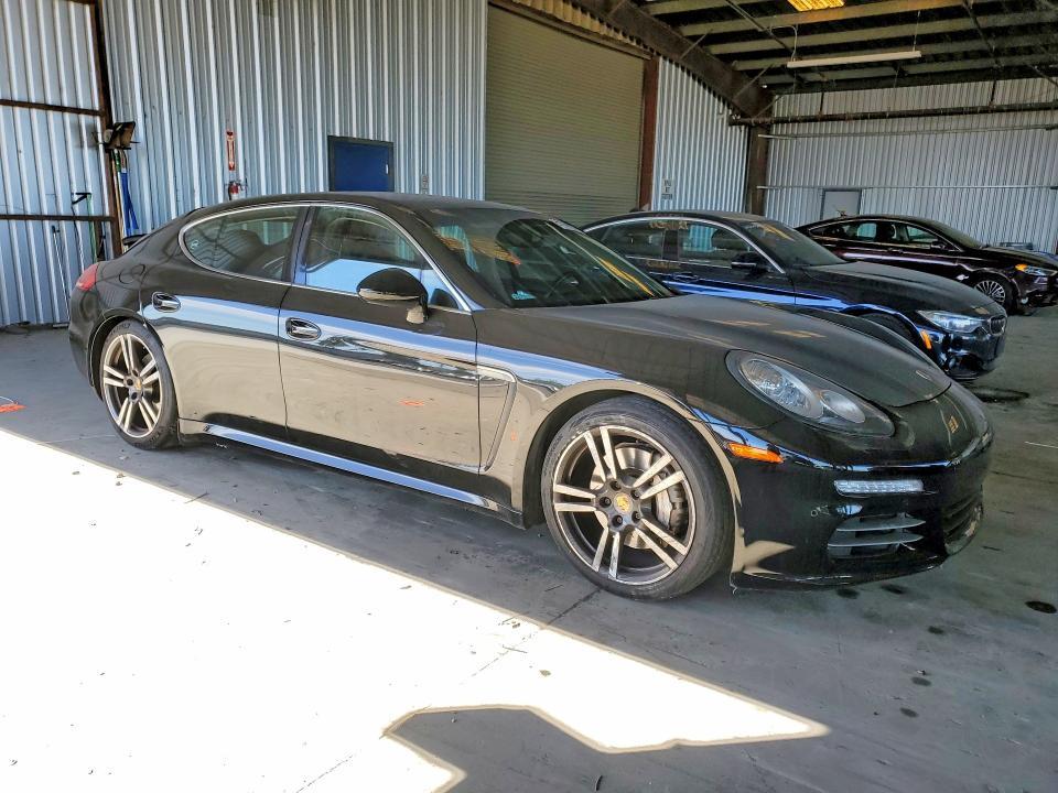 2015 Porsche Panamera s