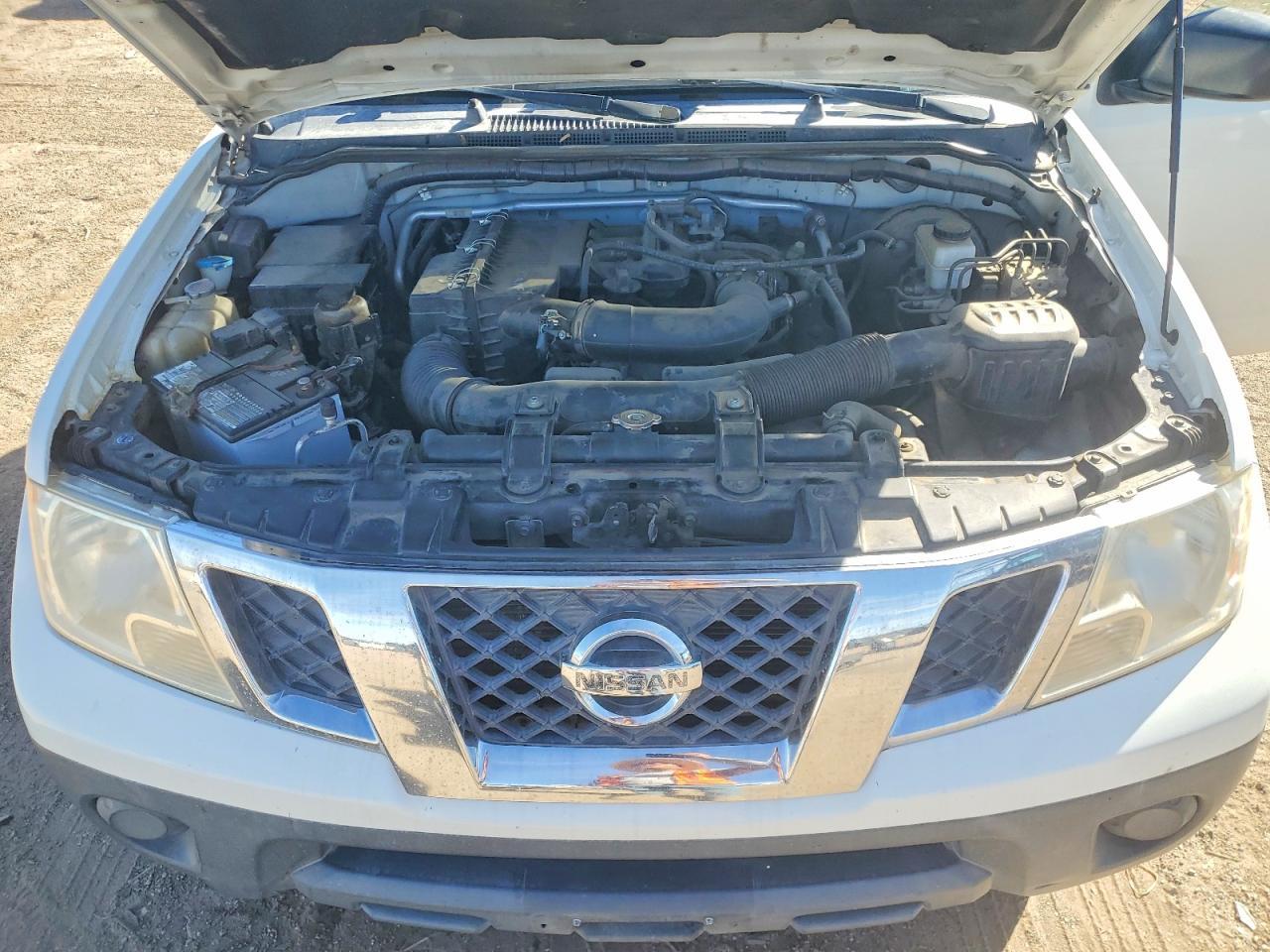 2014 Nissan Frontier S