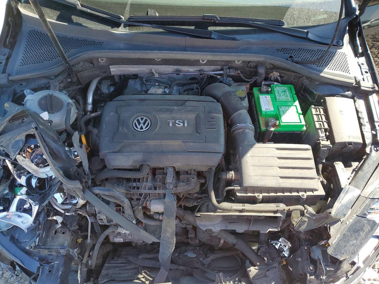 2016 Volkswagen Golf s