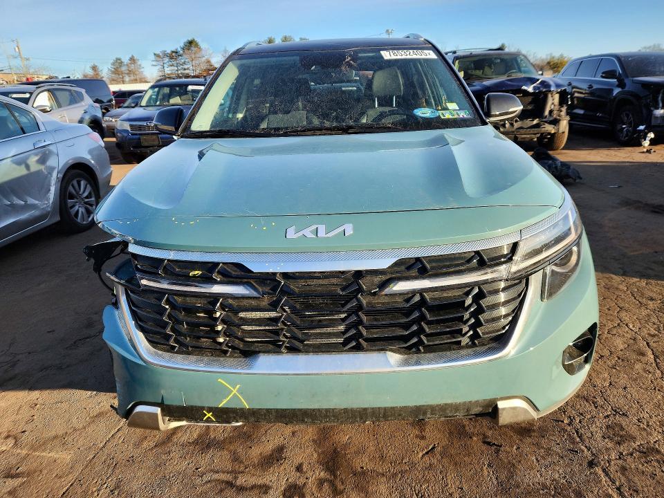 2025 KIA Seltos s