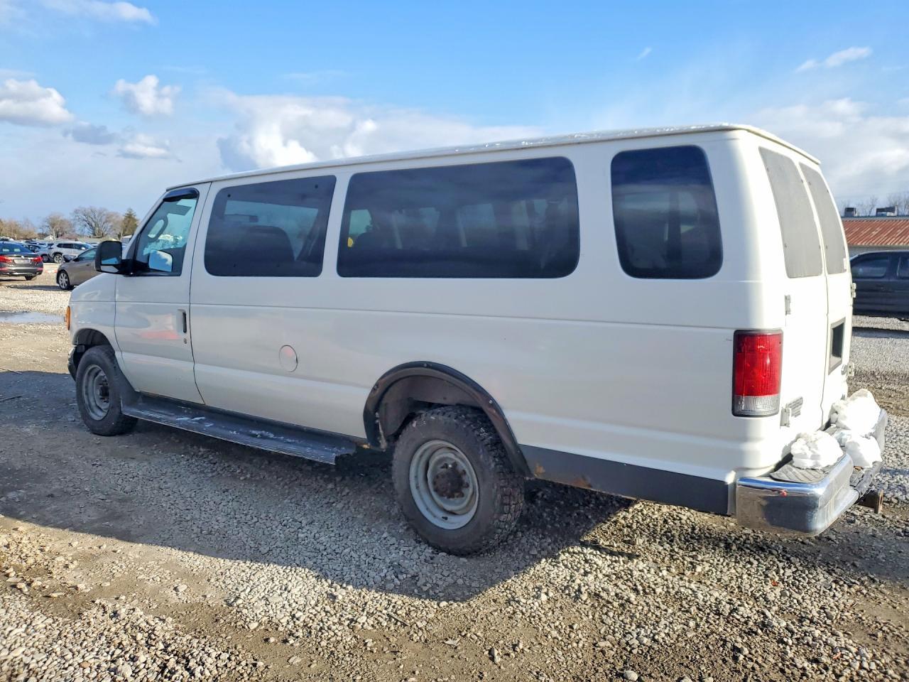2006 Ford Econoline E350 Super Duty Wagon