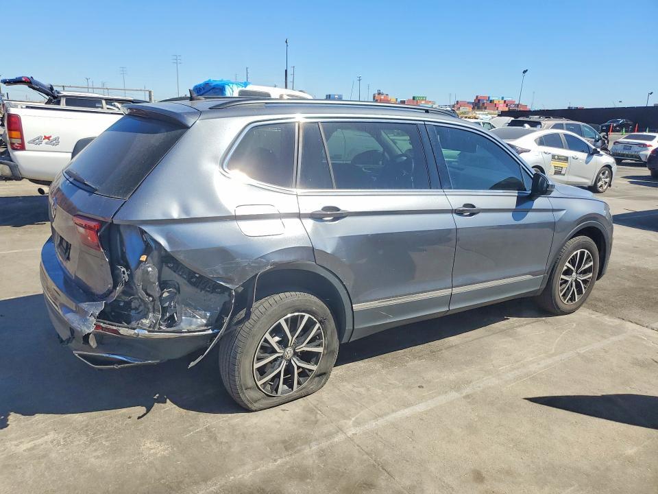 2021 Volkswagen Tiguan se