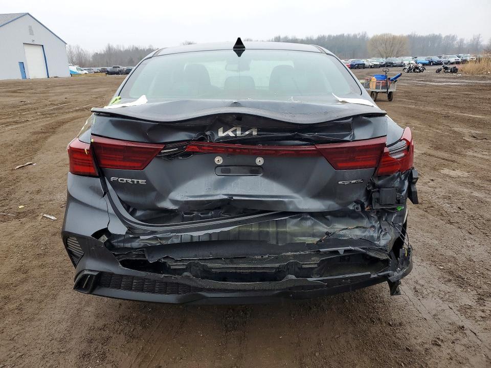 2023 KIA Forte Gt-line