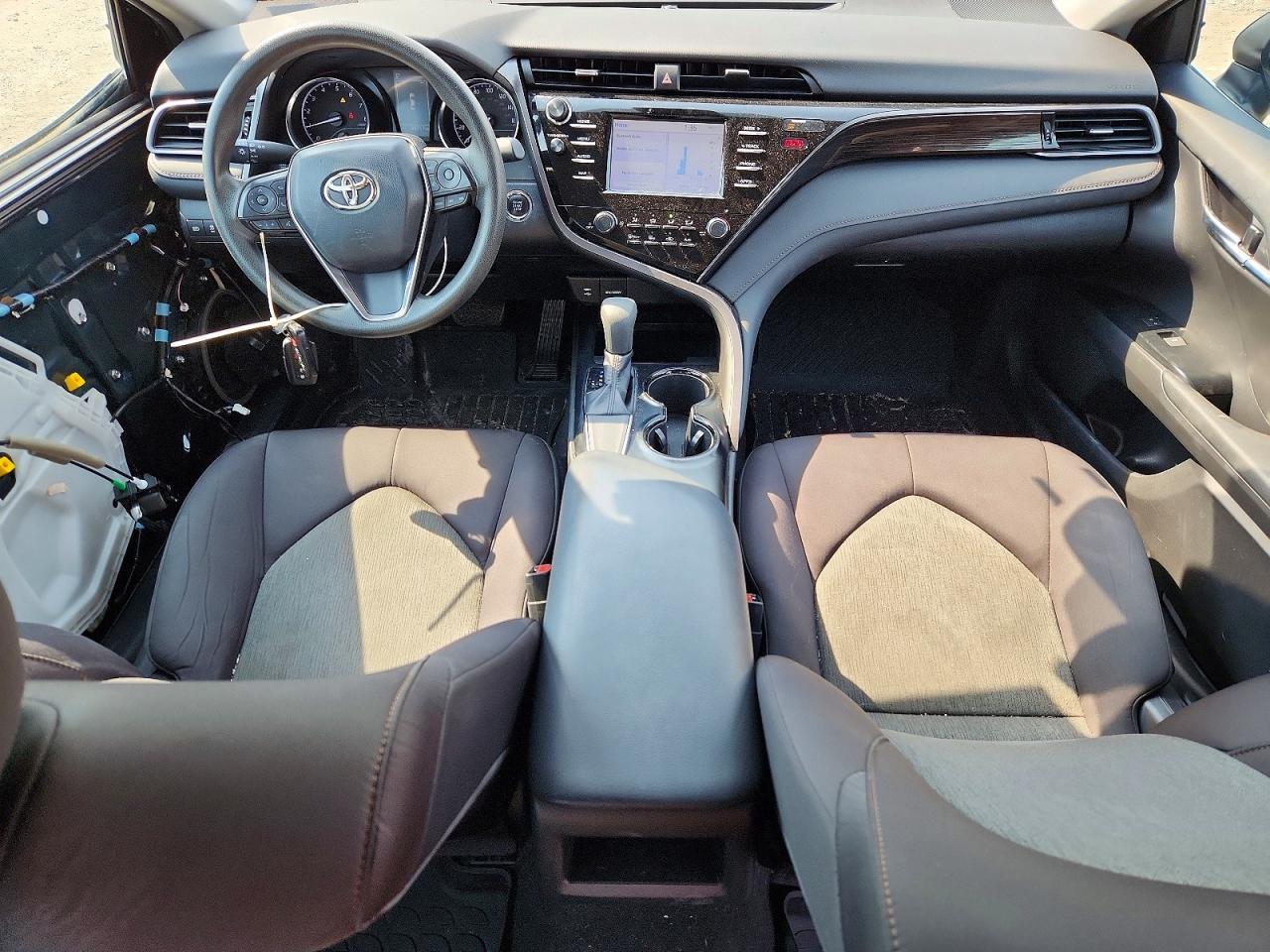 2019 Toyota Camry le