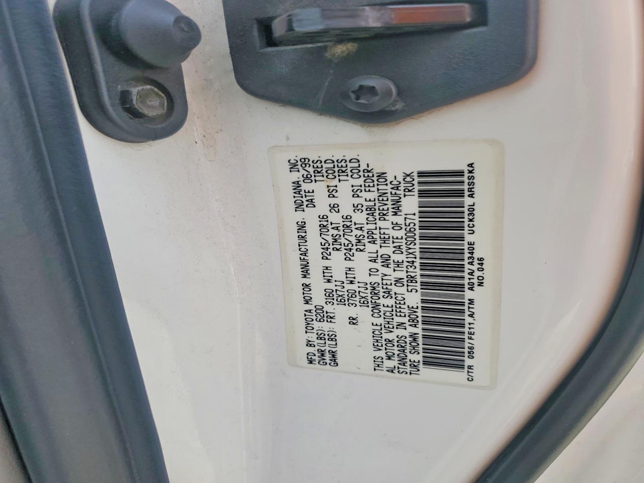 2000 Toyota Tundra SR5