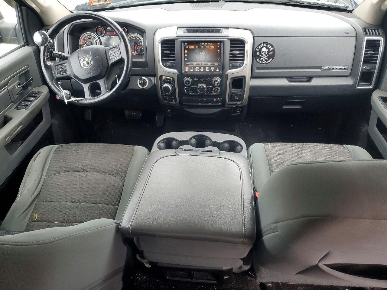 2016 Dodge RAM 1500 SLT