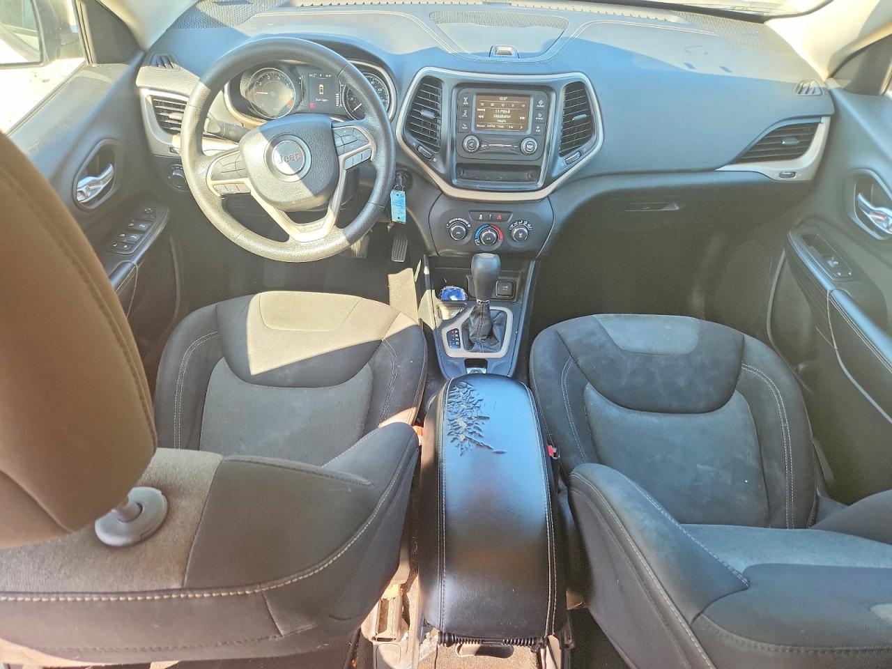 2014 Jeep Cherokee Sport