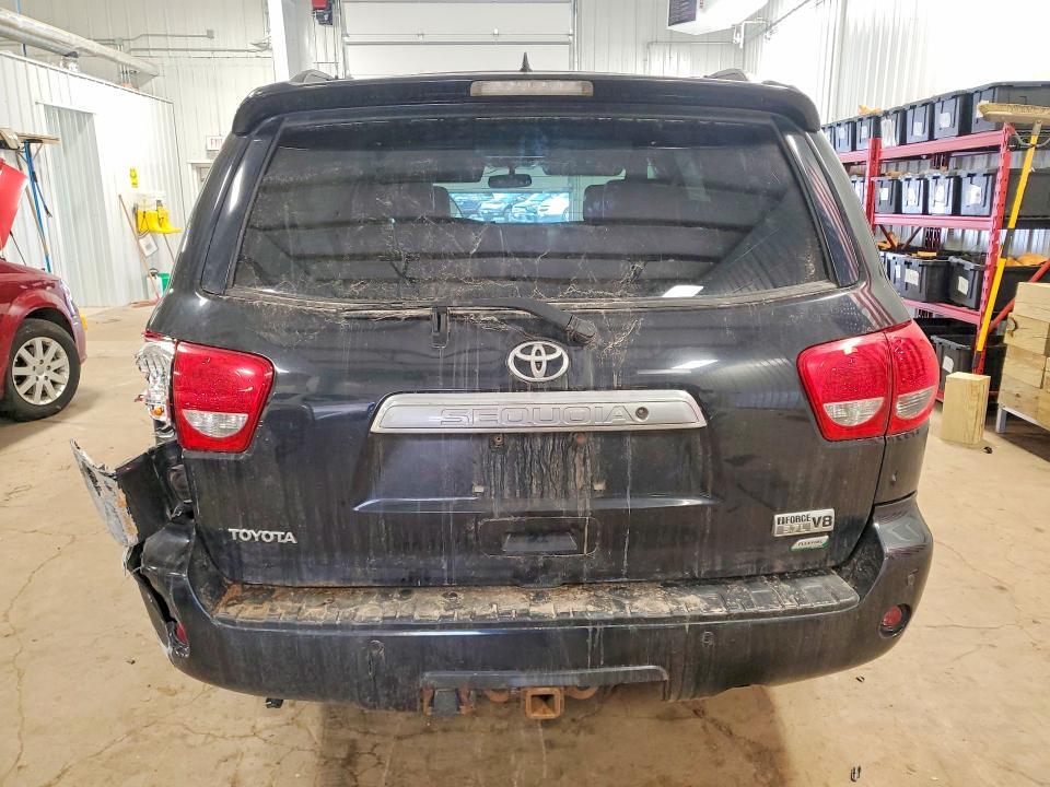 2010 Toyota Sequoia Platinum