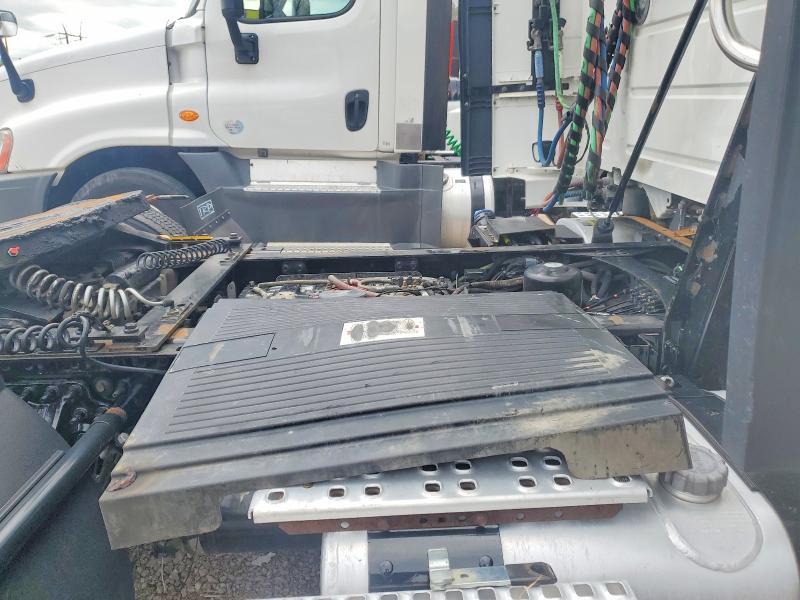 2018 Volvo VNL Semi Truck