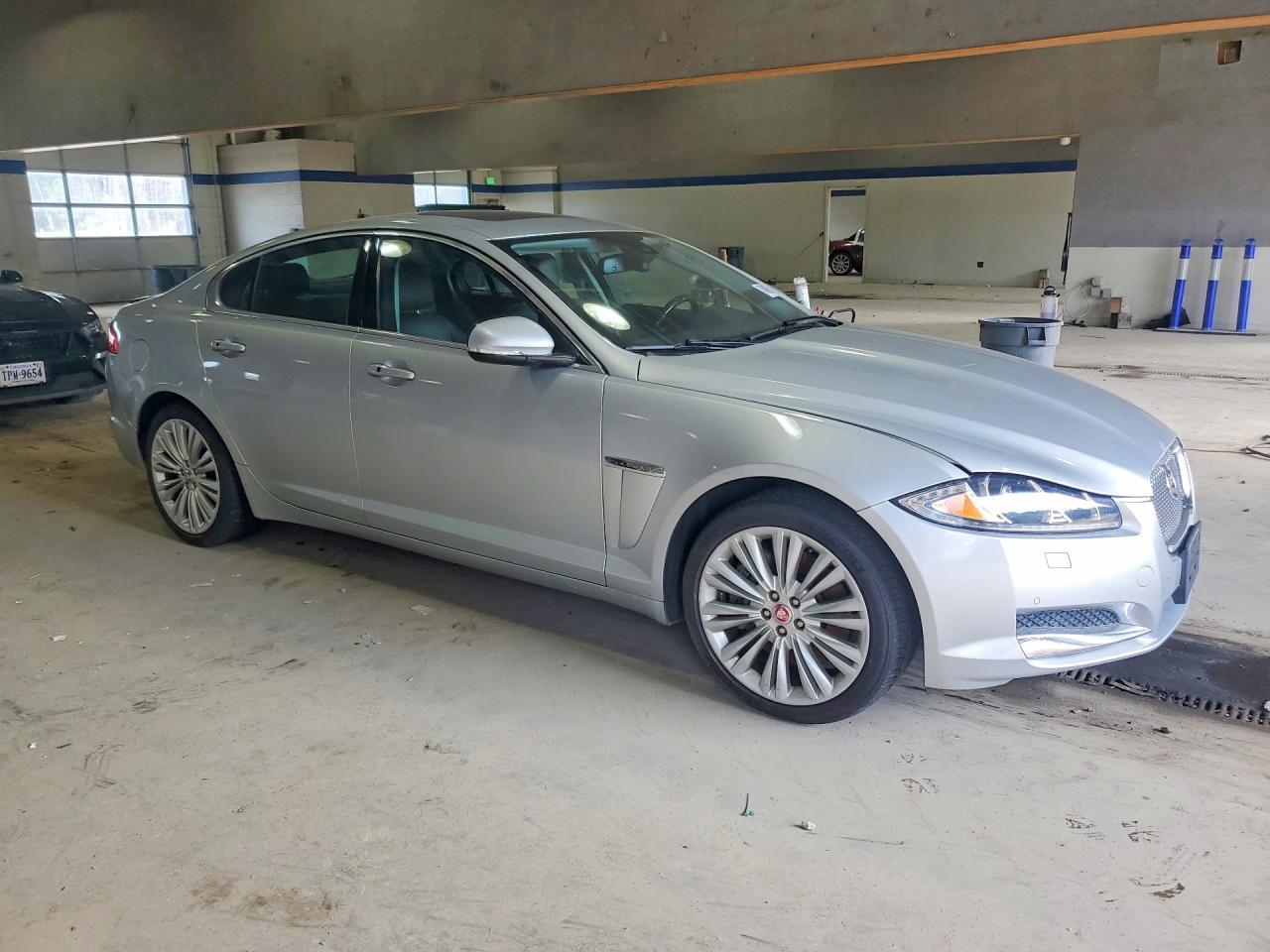 2014 Jaguar XF
