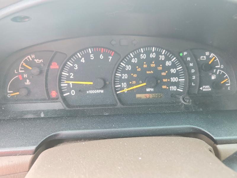 2002 Toyota Tundra SR5 V8